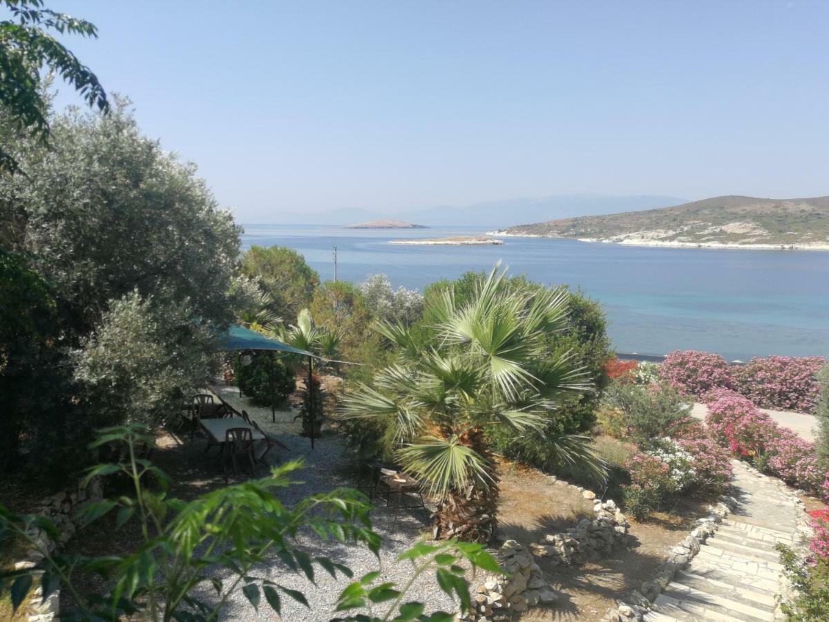 Teras Motel Foça Esterno foto