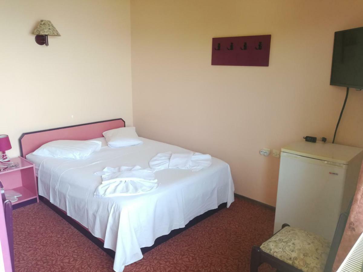 Teras Motel Foça Esterno foto