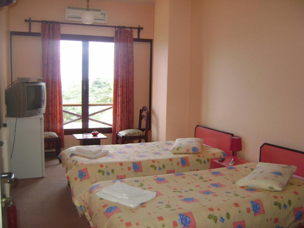 Teras Motel Foça Esterno foto